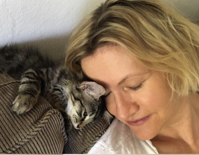 Australian Cat Lovers - We really do Love Our Cats - Here's How we know 14 Australian cat lovers: Animal behaviourist Dr Jo Righetti plus cat